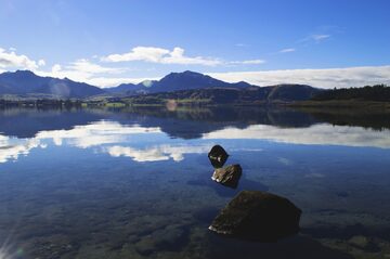 Wanaka lake