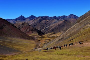 Rainbow Mountain hikers