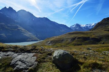 Lac des Dix view