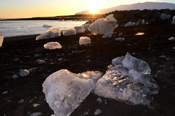 Diamond beach