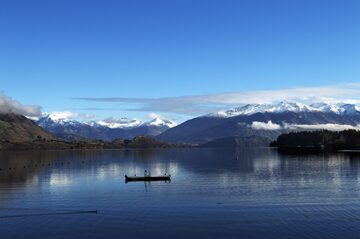 Wanaka lake